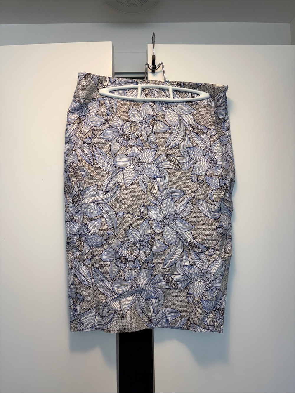 Banana Republic Floral Pencil Skirt